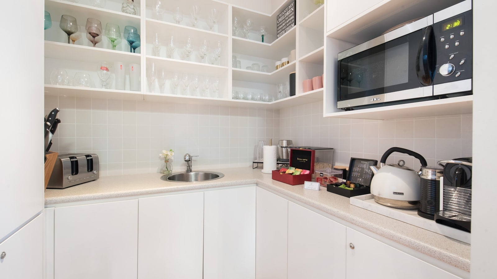 Renovasi Butler’s Pantry 2026: Solusi Dapur Lebih Rapi Tanpa Harus Memperbesar Ruangan