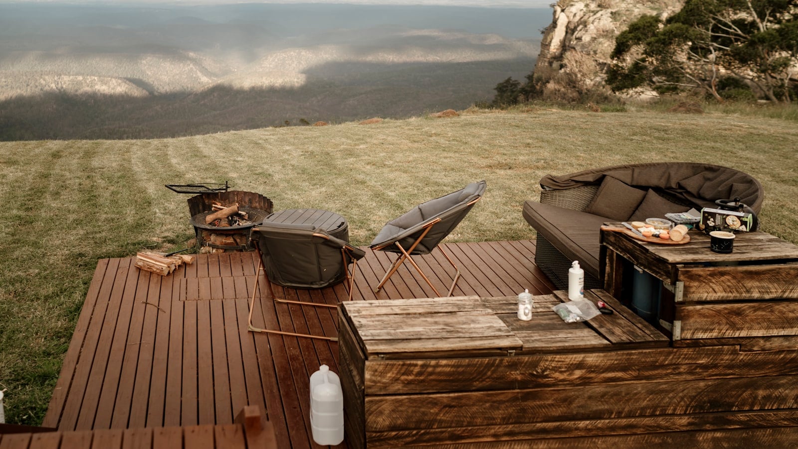 Outdoor Rooms dengan Beverage Ledge 2026: Cara Membuat Sudut Minum Outdoor yang Rapi, Ringan, dan Fleksibel