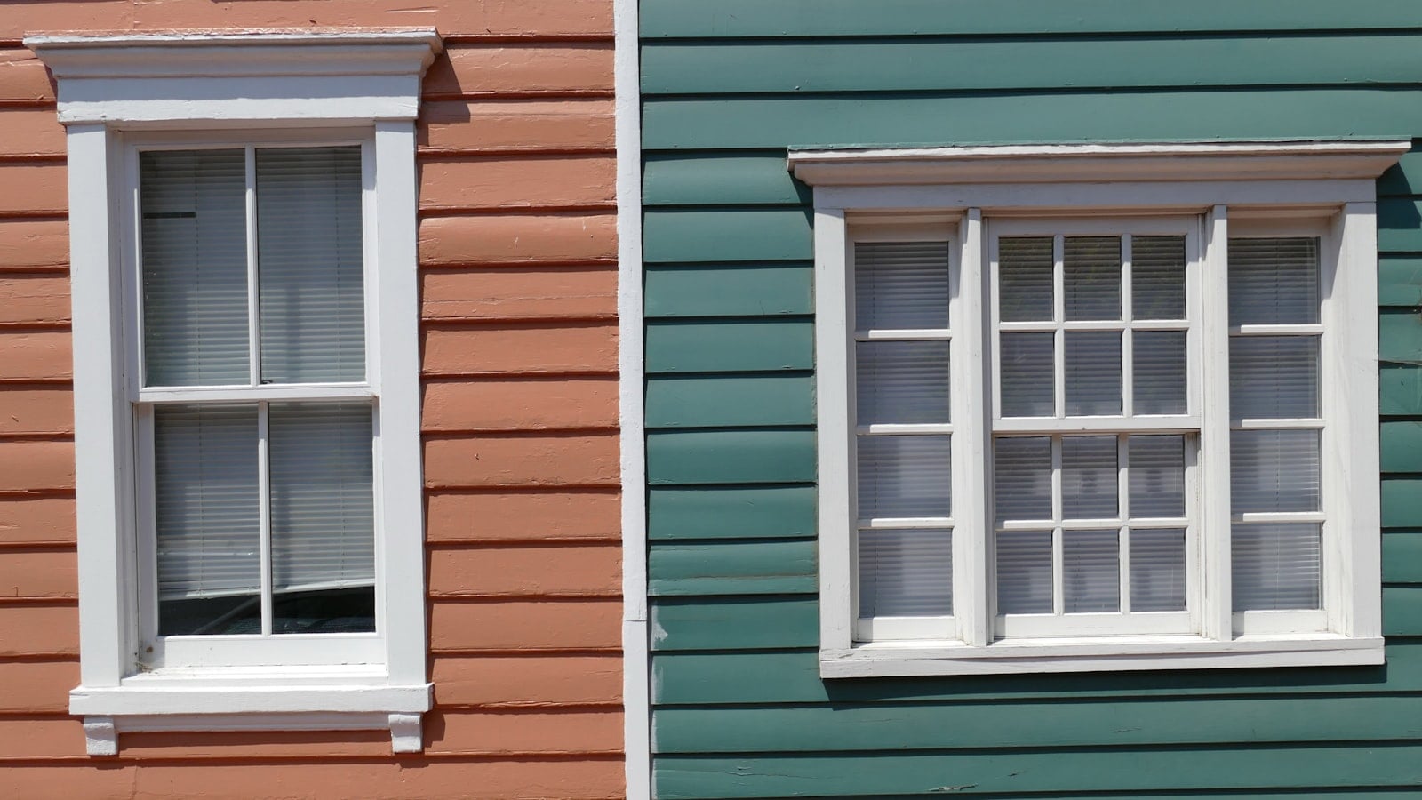 Window Trim Kontras untuk Fasad Rumah: Tren Home Exteriors 2026 yang Kecil Detailnya, Besar Dampaknya