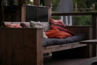 Outdoor Rooms dengan Sleepy Daybed Deck 2026: Cara Bikin Sudut Rebahan Outdoor yang Teduh, Ringkas, dan Nggak Terlihat Berlebihan